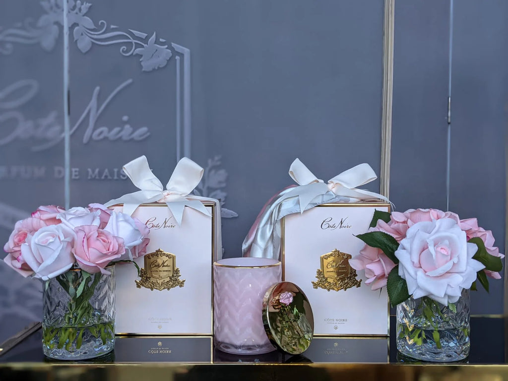 Herringbone Vase Perfumed Mixed Pink Roses
